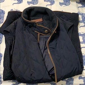 Zara navy vest puffer